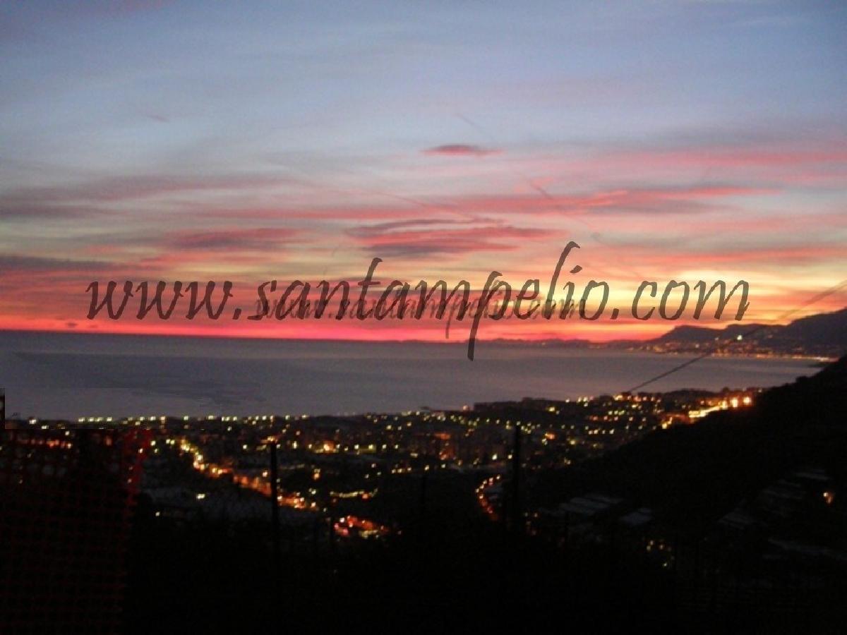 Villa de 4 dormitorios en Vallecrosia, Italy No. 87466