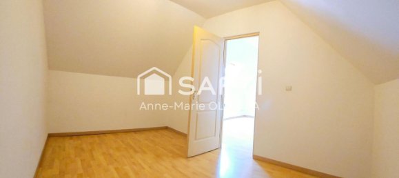 4 bedrooms House in Guiscard, France No. 63616 14