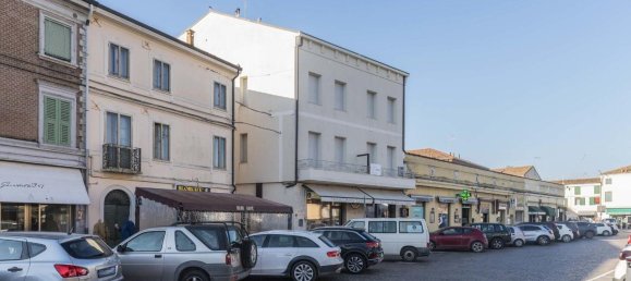 3-salle Appartement à Bondeno, Italy No. 37704 18