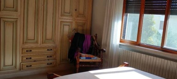 7 rooms Villa in Lucca, Italy No. 11673 2