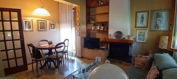7 rooms Villa in Lucca, Italy No. 11673 6