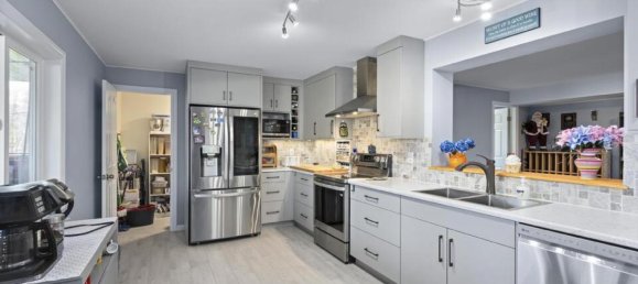 5 Schlafzimmer Haus in British Columbia, Canada, Nr. 1175 12