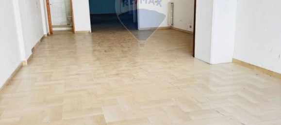 438m² Commercial property in Andria, Italy No. 361545 2