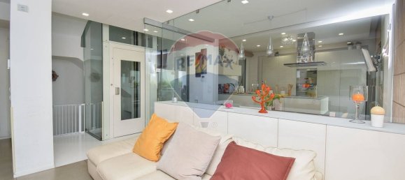 4 غرف نوم فيلا في San Giovanni la Punta, Italy رقم 326603 7