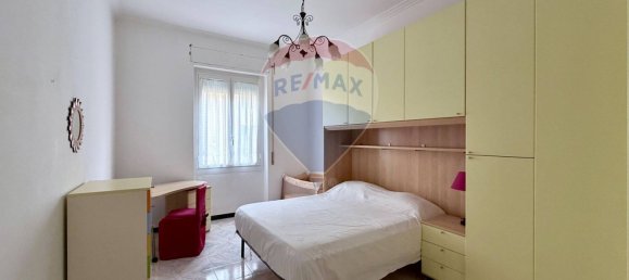 3 bedrooms Apartment in Genoa, Italy No. 348006 11