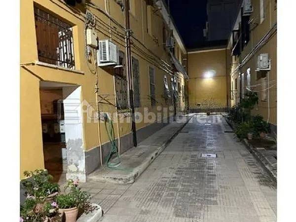 2 bedrooms Apartment in Messina, Italy No. 224297