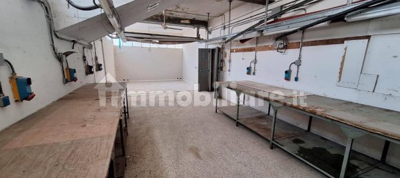 Lagerhaus in Pontassieve, Italy 240m², Nr. 325323 21