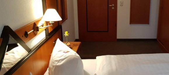 Отель, гостиница 1062м² в Альтенбург, Германия № 190111 12