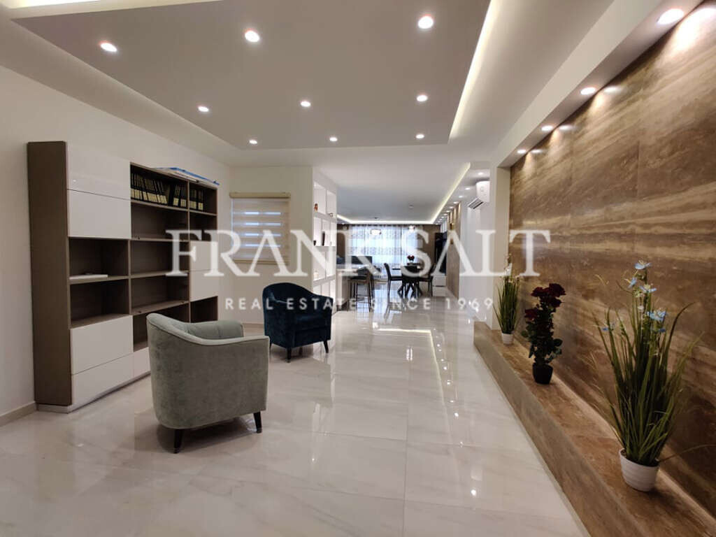 3 bedrooms Apartment in Saint Paul's Bay, Malta No. 10827