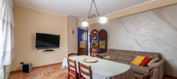 3 Schlafzimmer Wohnung in Palermo, Italy, Nr. 322020 22
