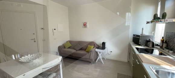 2-Zimmer Wohnung in Bari, Italy, Nr. 19460 4