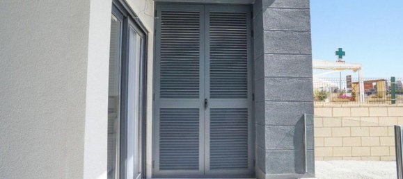 Квартира с 2 спальнями в Торревьеха, Испания № 12765 16