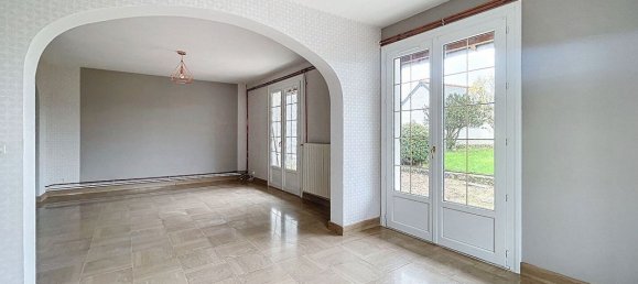 2 chambres Maison à Bléré, France No. 159114 2