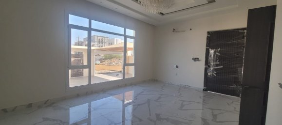 5 bedrooms Villa in Muscat, Oman No. 1139 2
