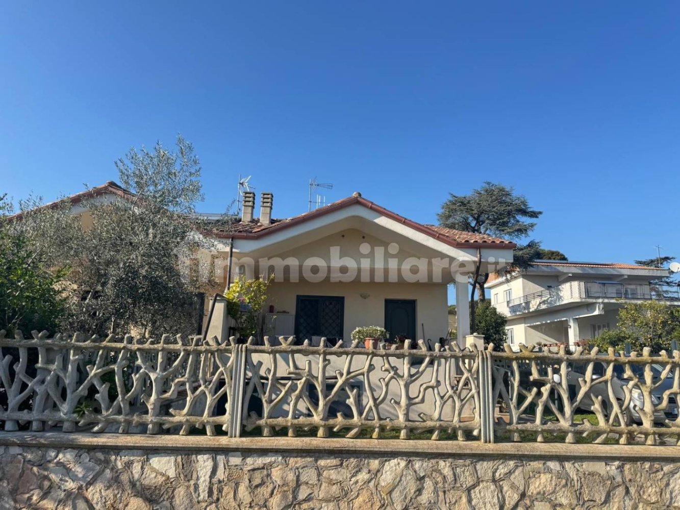 Villa T4 em Ardea, Italy N.º 306523