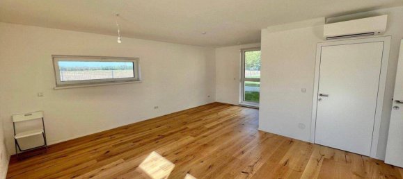 5-salle Maison de ville à Stockerau, Austria No. 230872 12