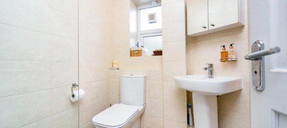 Casa en Conwy, United Kingdom No. 2559 11