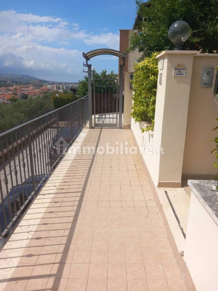 7 bedrooms Villa in Montesilvano, Italy No. 93059