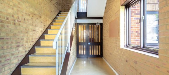 1 bedroom Apartment in London, United Kingdom No. 7872 28