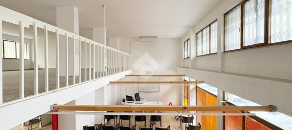 4 rooms Commercial property in Prato, Italy No. 60204 15