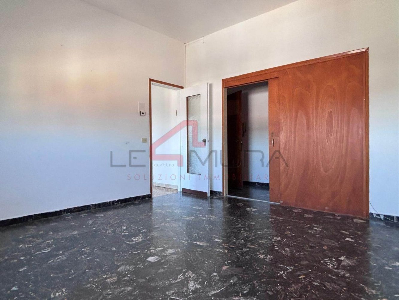 5 rooms Apartment in Nogara, Italy No. 298282