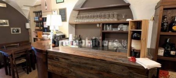 2-salle Propriété commerciale à Genoa, Italy No. 282969 2