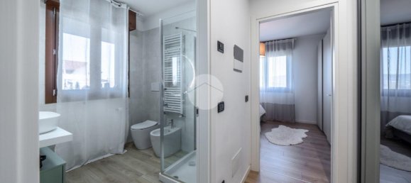 4 rooms Apartment in San Martino Buon Albergo, Italy No. 104635 12