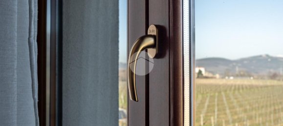 4 rooms Apartment in San Martino Buon Albergo, Italy No. 104635 16