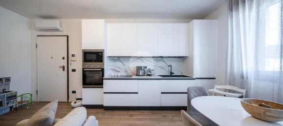 4 rooms Apartment in San Martino Buon Albergo, Italy No. 104635 9