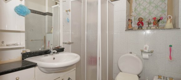 5 bedrooms Apartment in Randazzo, Italy No. 156014 4