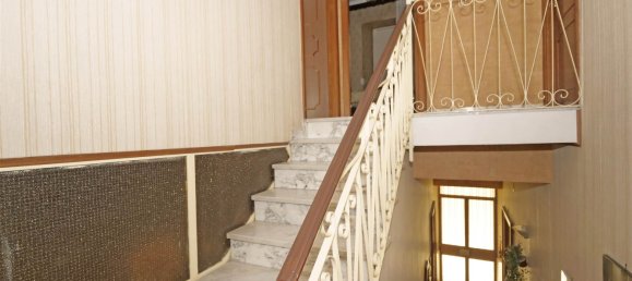 5 bedrooms Apartment in Randazzo, Italy No. 156014 24