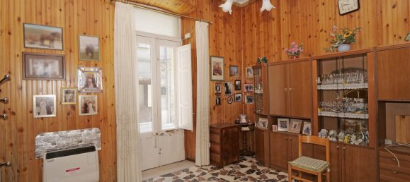 5 bedrooms Apartment in Randazzo, Italy No. 156014 7