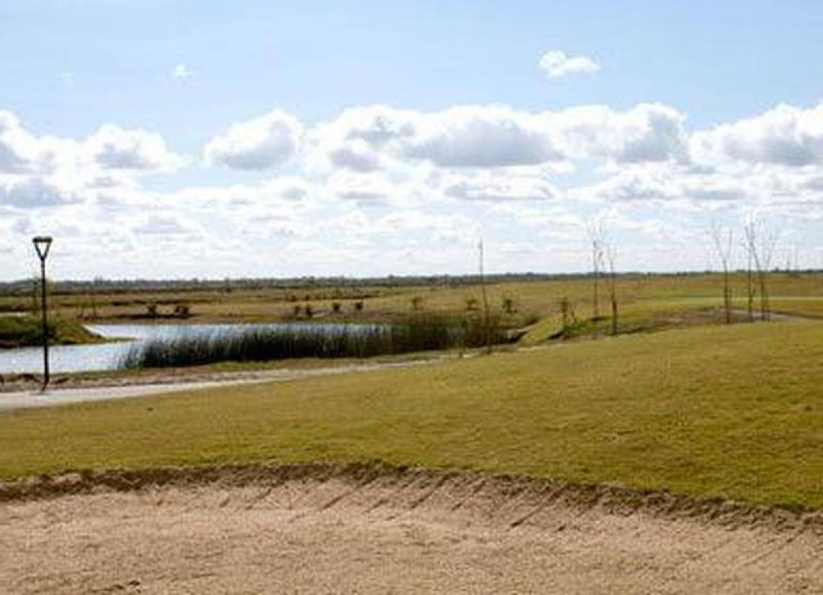  Land in Escobar, Argentina No. 115345