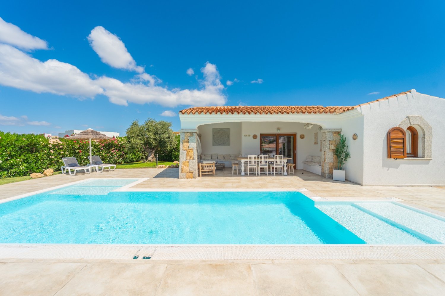 3 bedrooms Villa in Budoni, Italy No. 272861