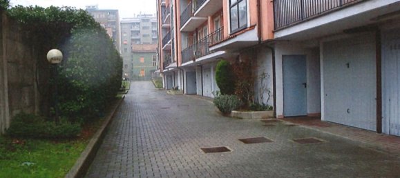 Apartamento de 4 habitaciónes en Milan, Italy No. 245242 11