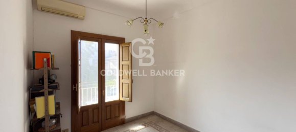 Квартира с 3 спальнями в Шикли, Италия № 363138 12