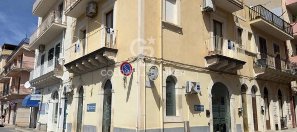 Квартира с 3 спальнями в Шикли, Италия № 363138 25