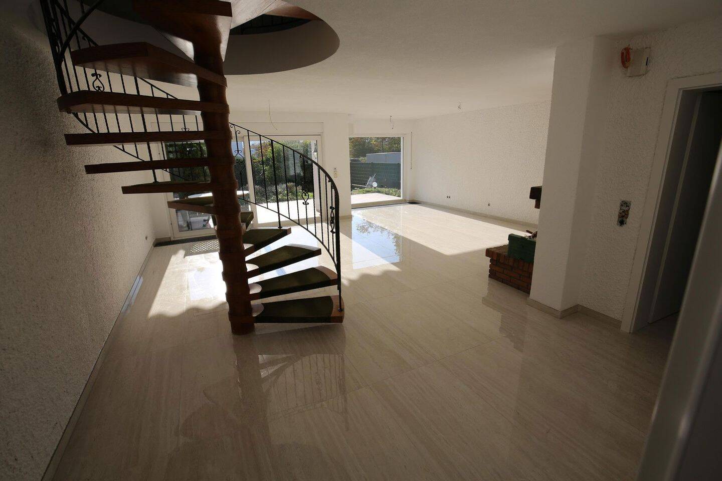 Adosado de 5 dormitorios en Rhineland-Palatinate, Germany No. 218743