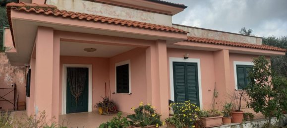 Вилла с 6 комнатами в Итри, Италия № 76576 5