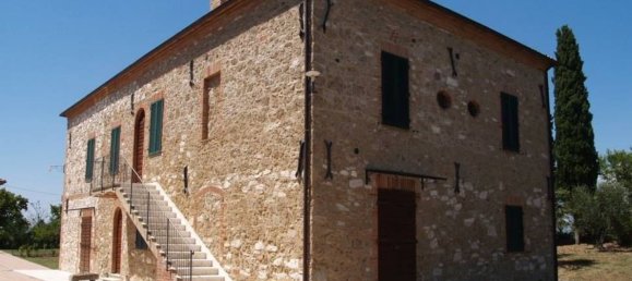 Casa de 30 divisões em Montalcino, Italy N.º 112728 3