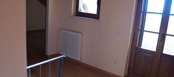 Casa de 30 divisões em Montalcino, Italy N.º 112728 40