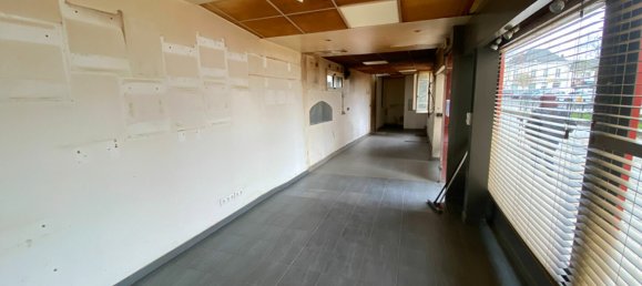 1 chambre Bâtiment à La Ferté-Bernard, France No. 108845 2
