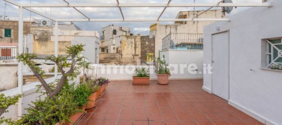 5-salle Bâtiment à Bari, Italy No. 16695 32