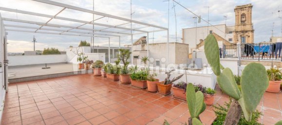 5-salle Bâtiment à Bari, Italy No. 16695 31