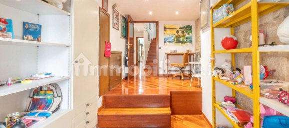 5-salle Bâtiment à Bari, Italy No. 16695 23