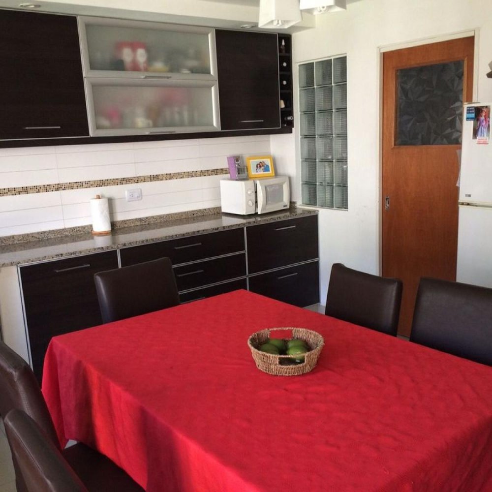 3 Schlafzimmer Haus in Quilmes, Argentina, Nr. 75589