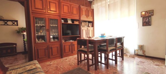 3غرفة شقة في Meda, Italy رقم 170610 45