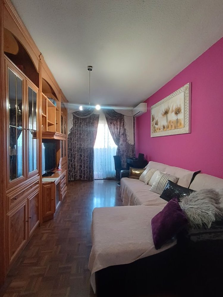 2 bedrooms Apartment in Madrid, Spain No. 251466