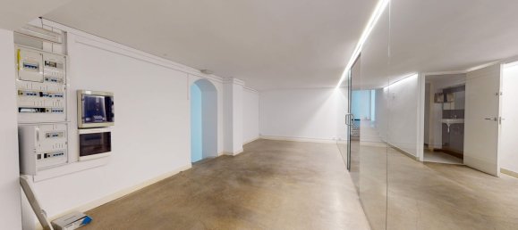 Gewerbliche Immobilie in Zaragoza, Spain 400m², Nr. 61493 8