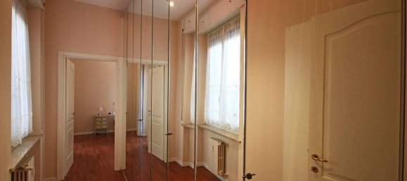 3 rooms Apartment in Parma, Italy No. 276308 18